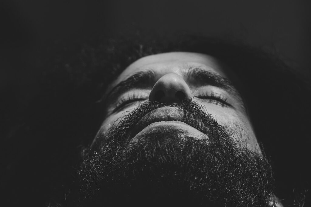 男の匂いを気にするためのエチケットケア方法は？