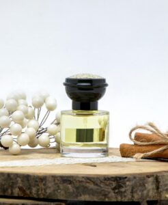 香水の匂いを持続させる長い方法は？
